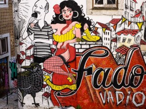 Fado Vadio street art foto di Jose Carlos Babo