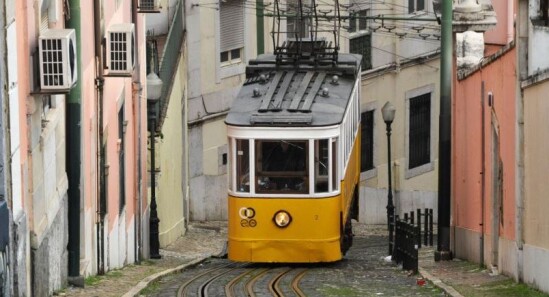 Gli elevadores e le funicolari di Lisbona