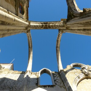 Convento do Carmo Lisbona archi