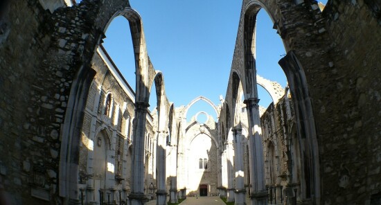 Convento do Carmo: il museo e la chiesa a cielo aperto di Lisbona