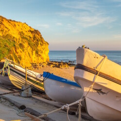 Albufeira: spiagge, mare e movida nel cuore dell’Algarve