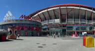 Estadio da Luz esterno foto di Armin Rodler