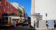 Largo de Sao Vicente Tram 28