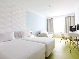 legendary porto hotel