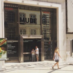 MUDE – Il Museo di moda e design nel centro di Lisbona