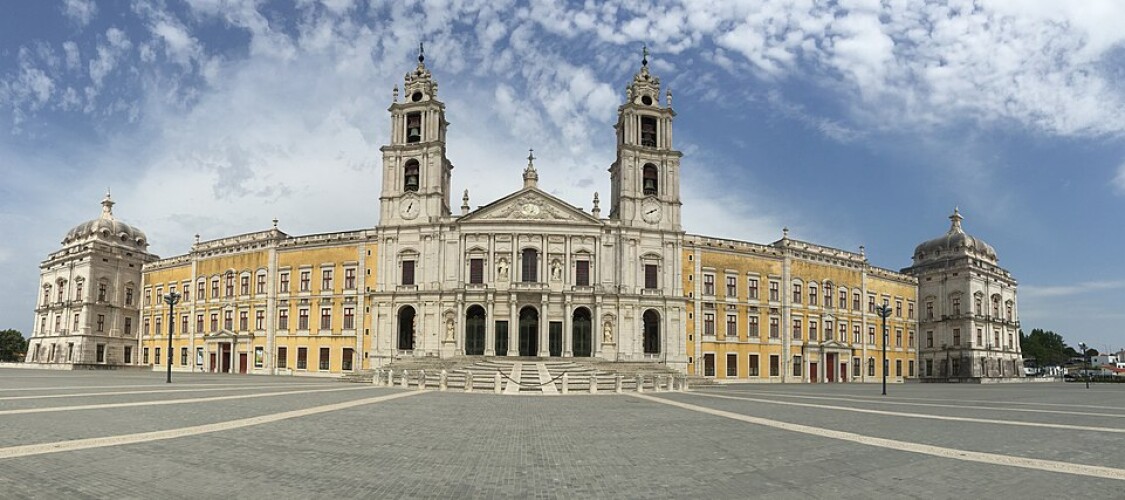 Migliori Biglietti e Tour Guidati selezionati da VIVICITY per visitare il Palazzo Nazionale di Mafra