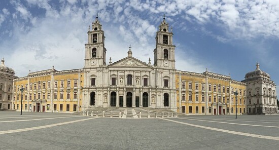 Palazzo Nazionale di Mafra: maestosità e bellezza alle porte di Lisbona