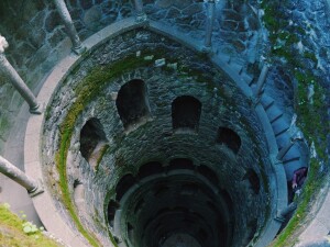 Quinta da regaleira pozzo a spirale