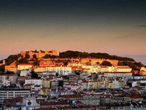 Prenota con Booking! lis baixa