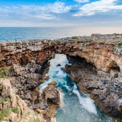 Alla Scoperta della Boca do Inferno: Viaggio indimenticabile da Lisbona