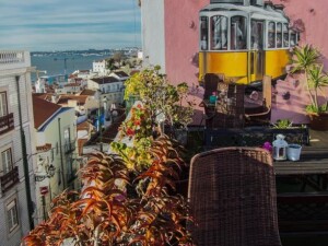 Alfama Patio Hostel