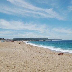 Praia de Nazare wikimedia