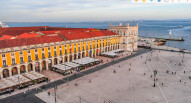 Piazza Commercio e Arco Rua Augusta Lisbona 19