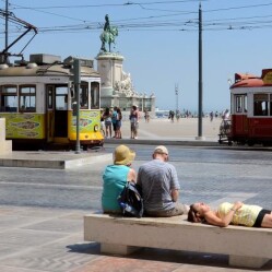 I pittoreschi tram di Lisbona: Come funzionano? Consigli, linee e tariffe
