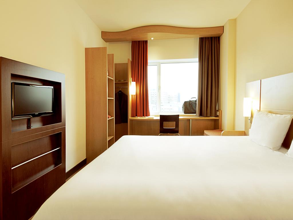 ibis malhoa